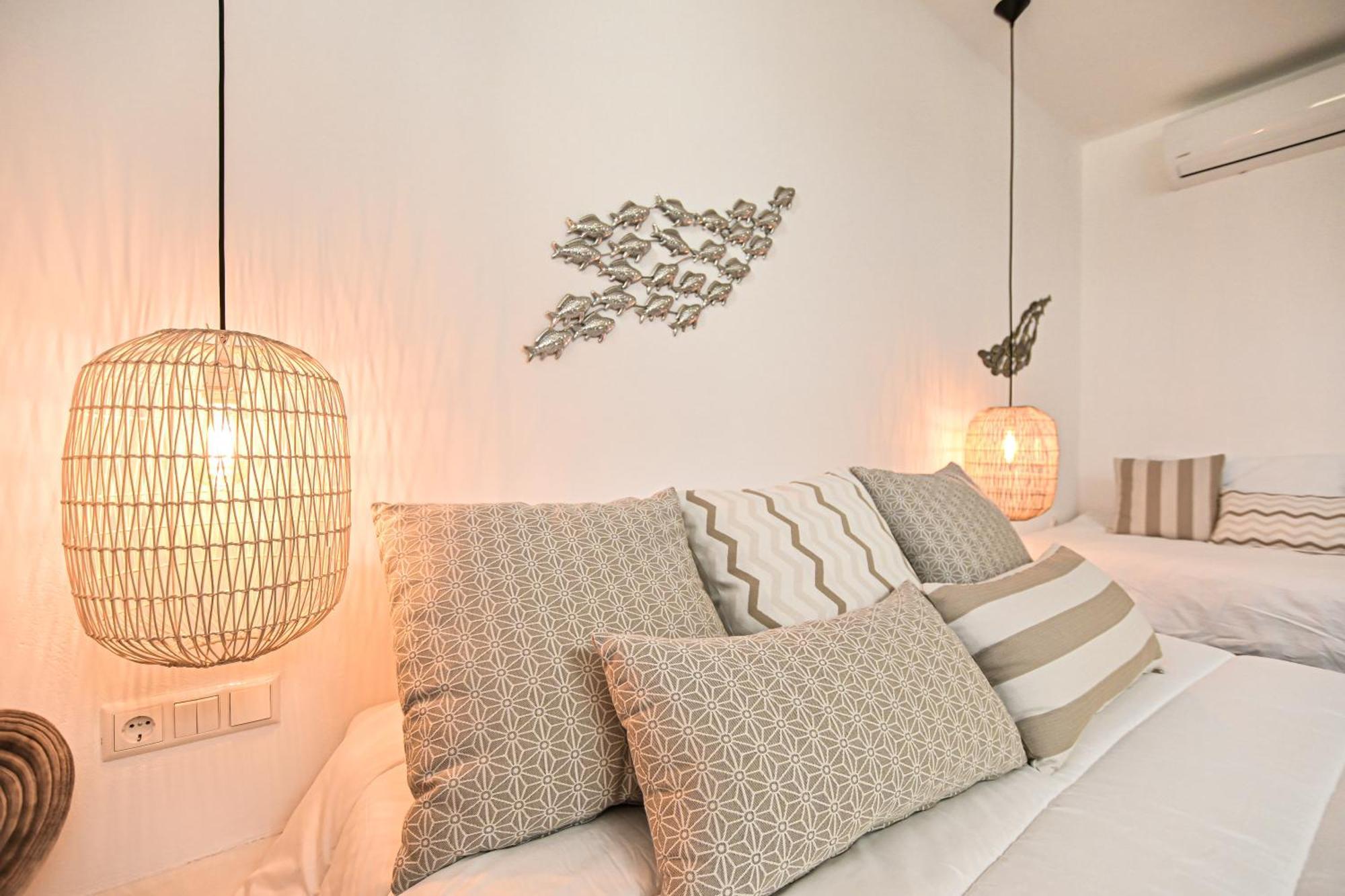 White Cocoon Exclusive Villas Agia Anna  エクステリア 写真